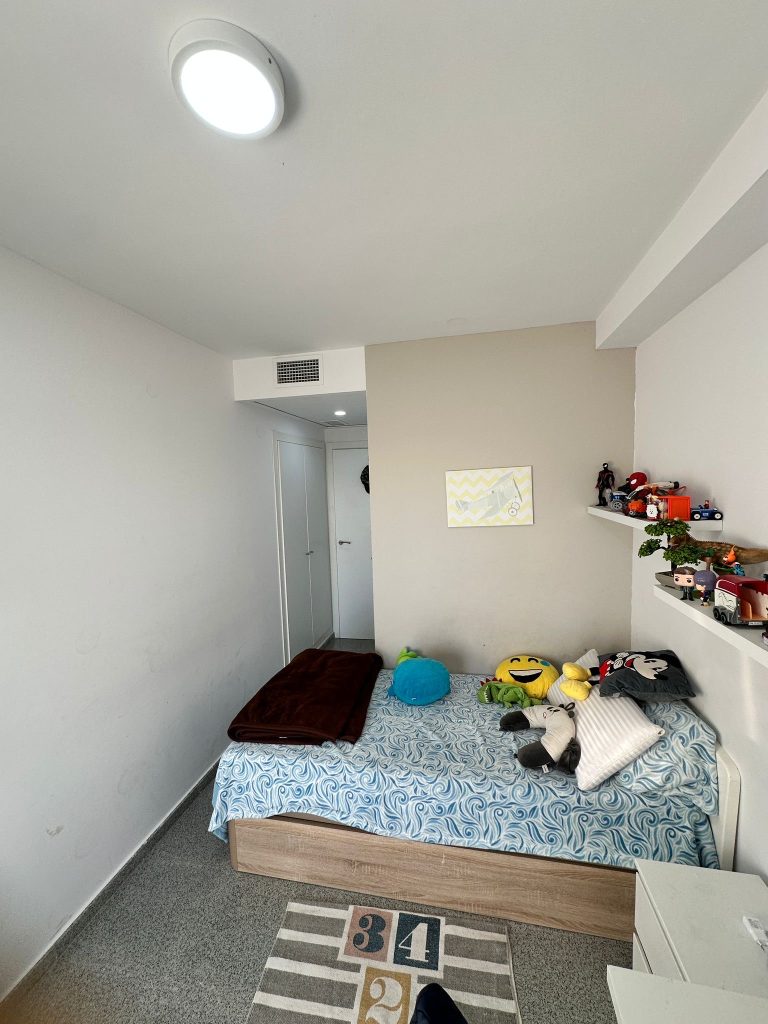 21c2ed91-f70e-4b7a-a28c-2d68de3b5bf8