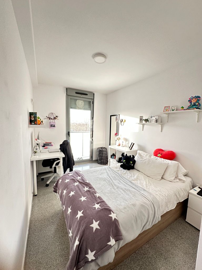 c6d717fb-edf9-427c-b112-ba191e6e566e