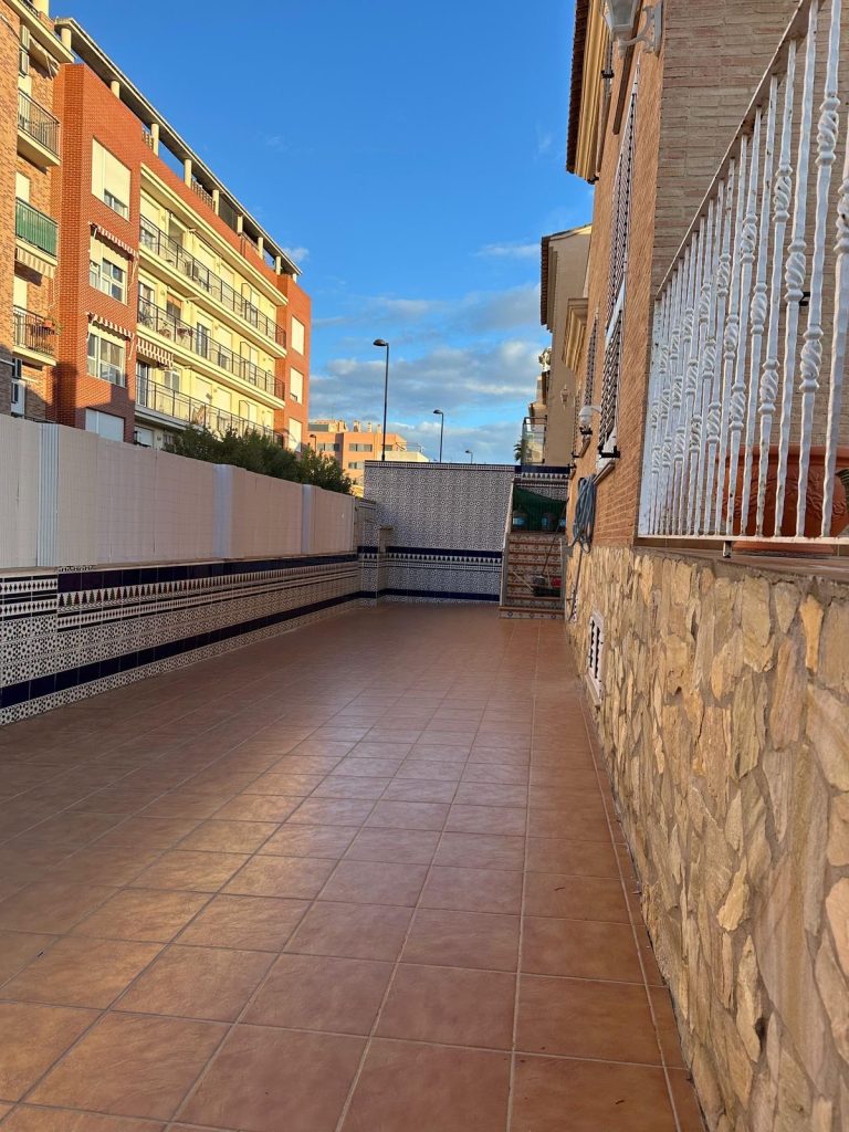 1442b2e4-6780-4ed6-8188-27146c6caf51