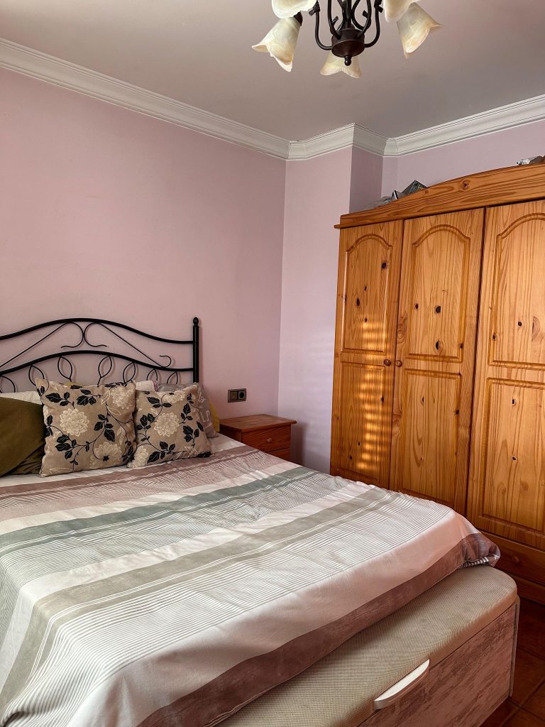 8f257c2a-785a-4673-bcde-d401ac2bef35