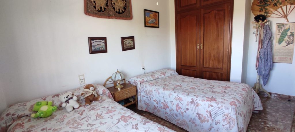 WhatsApp Image 2025-06-16 at 09.12.08 (1)