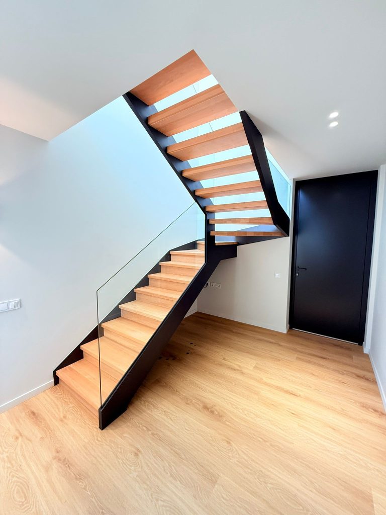 0de024f9-969f-495f-b142-b93f3ad11300