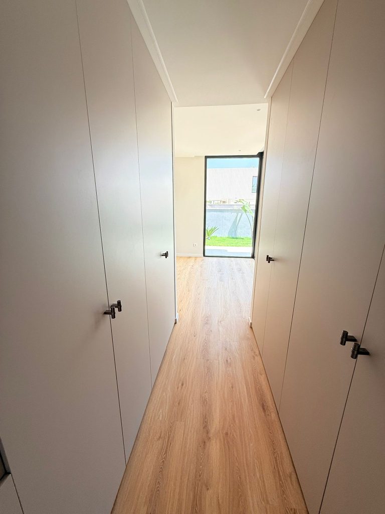 3f742a8d-14c2-4f3e-bb70-55273cf522f8