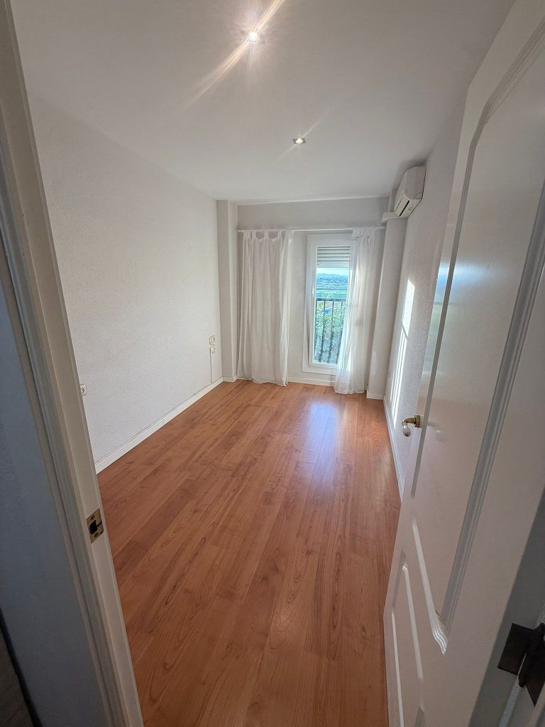 651ac5a6-9228-49c7-963f-a2aa8962f1d4