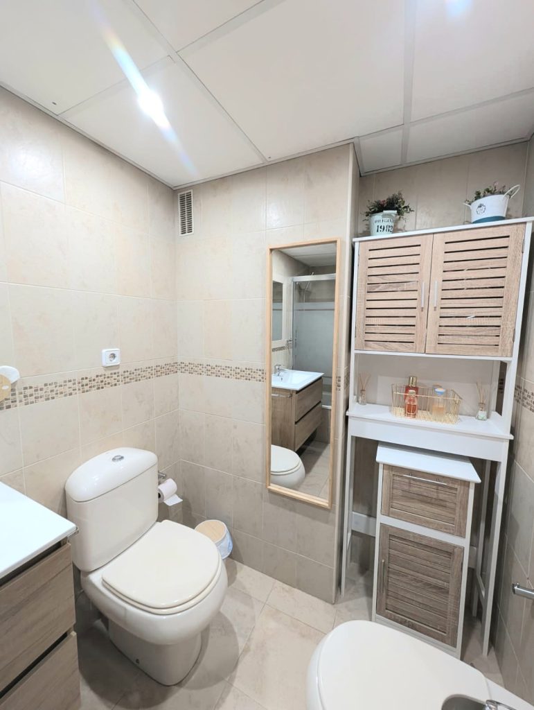 7c1572a8-1054-44c6-a972-5f4904b79e07