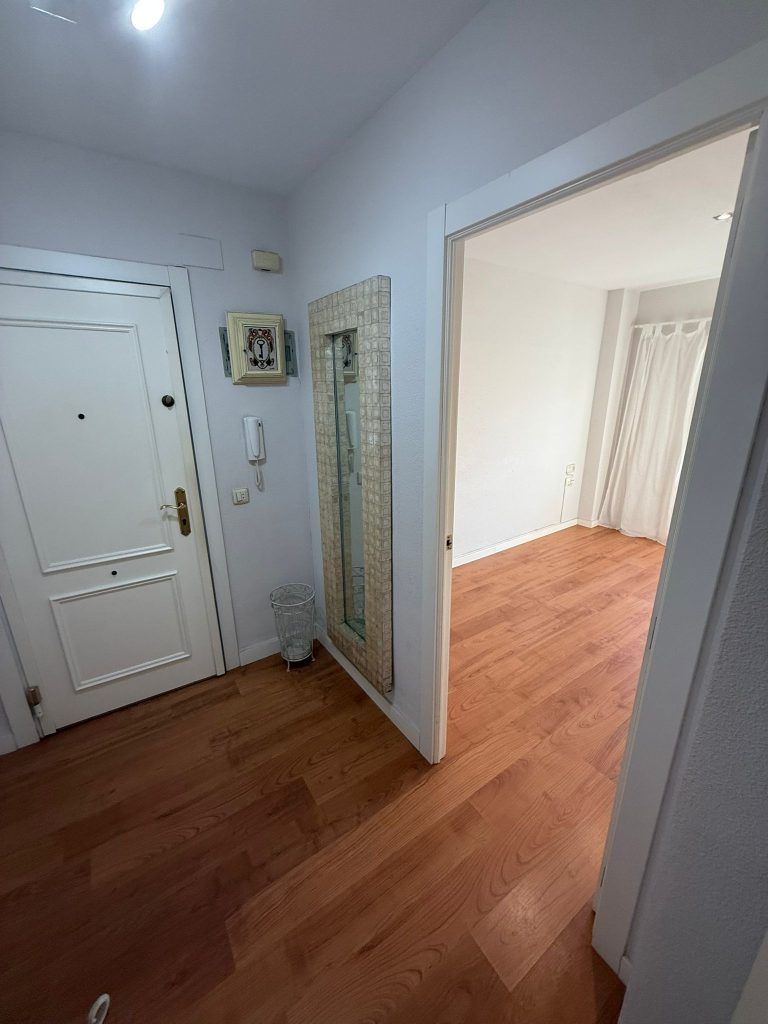 80700749-5f7a-43fa-a51d-a66a01dddbb1