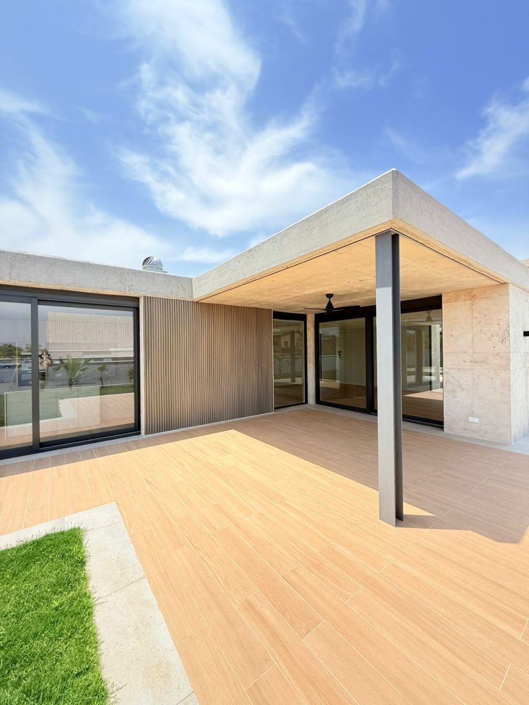 a1c1293f-fd08-4426-9d85-1ece91069214