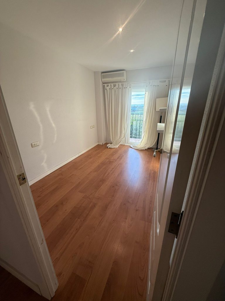 cf16644f-02fe-404f-bc8b-6a584e6a5171