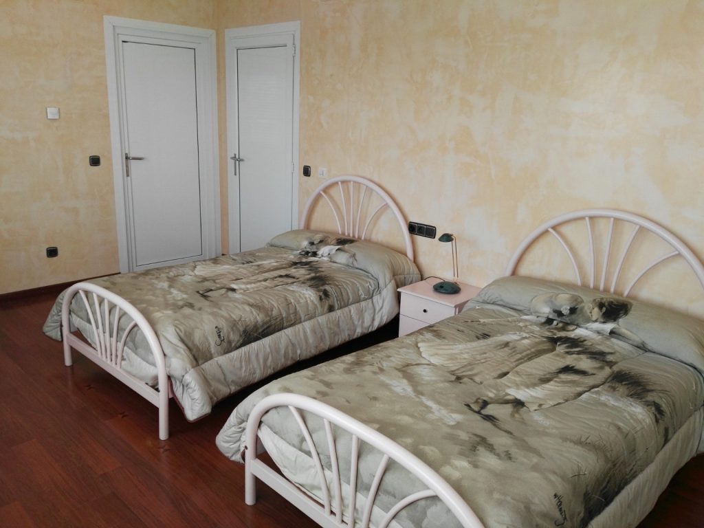 7db53e39-d024-4d6b-af6e-51c52e32feca